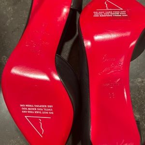 Christian Louboutin Size 39